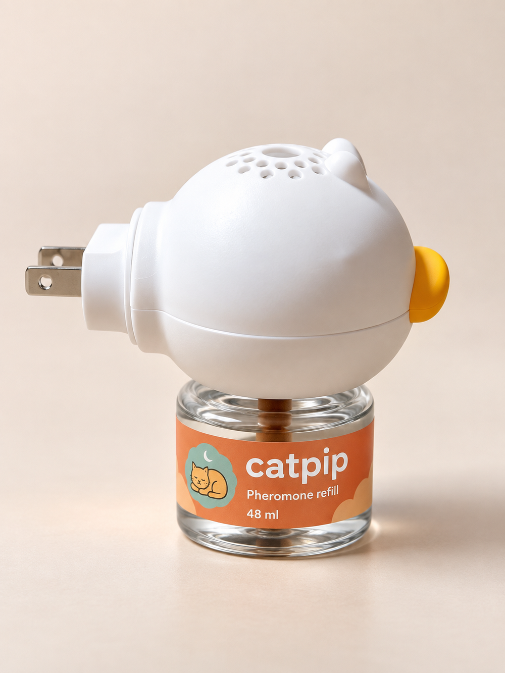 Side profile of the assembled Catpip Calm diffuser with a transparent refill, US Type A plug and orange button.
